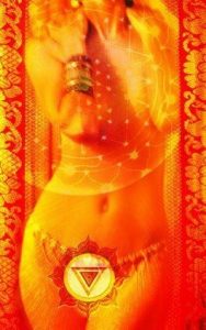 Het goddelijke vrouwelijke vuur. Shakti kennen we als het vrouwelijke goddelijke vuur, het lichaam dat met licht wordt aangewakkerd. Ze is de kundalini en de godin, de energetische kracht die door ons heen beweegt.